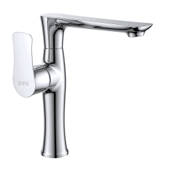 VÒI RỬA BÁT NÓNG LẠNH DK1272401